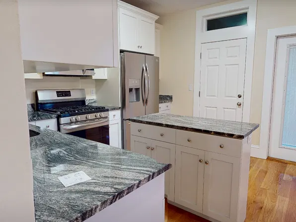8 Dewey St, Dorchester, MA