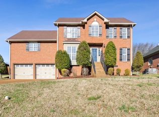 1127 Kimberly Dr, Goodlettsville, TN 37072