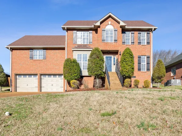 1127 Kimberly Dr, Goodlettsville, TN 37072