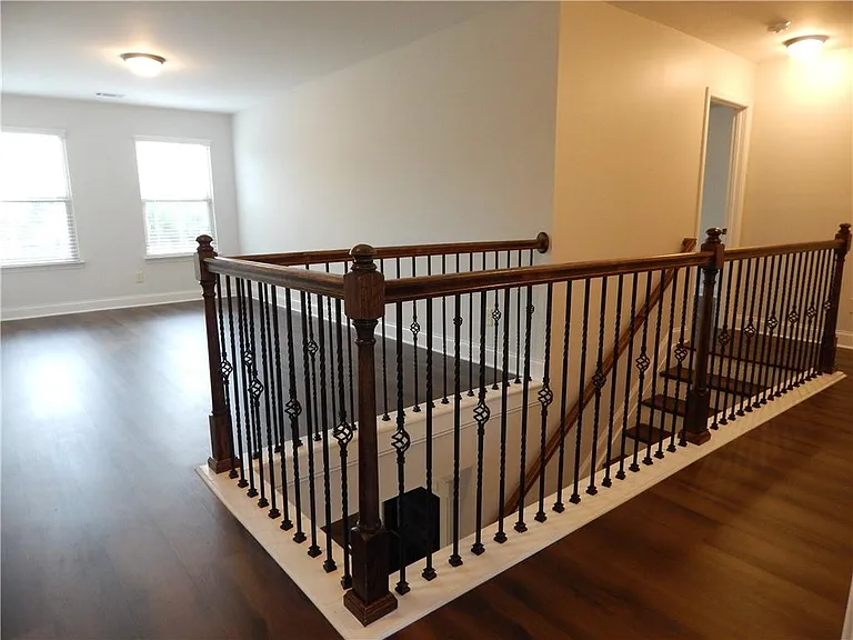 2441 Melton Common Dr — Photo 77