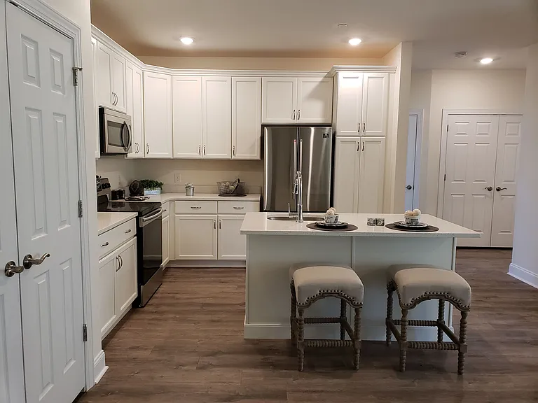 The Residences at St. Joseph Court — Photo 2