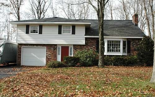 2nd image of 37 Denkers Dr