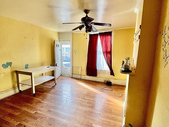 4th image of 3047 Boudinot St