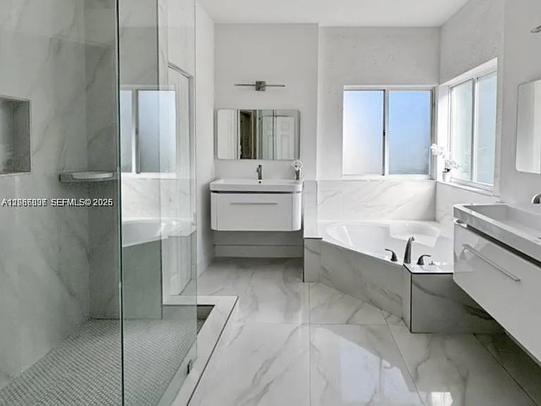 7317 NW 107th Pl — Photo 10