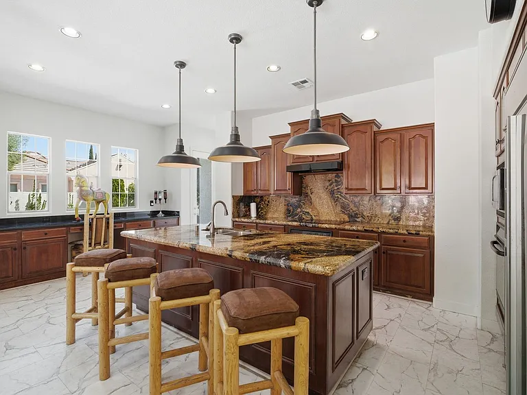 1409 Chambolle Ct — Photo 17