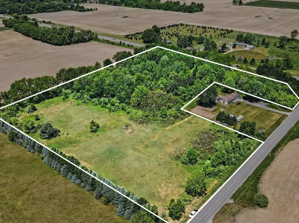 30083 M 43, Paw Paw, MI 49079