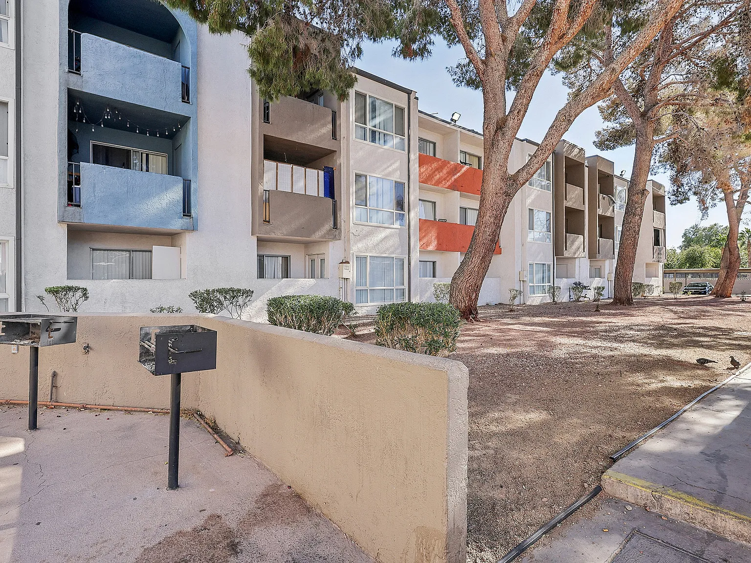 Villas at Desert Pointe — Photo 2