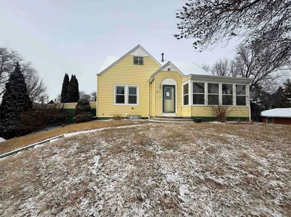 201 N 18th St, Norfolk, NE 68701