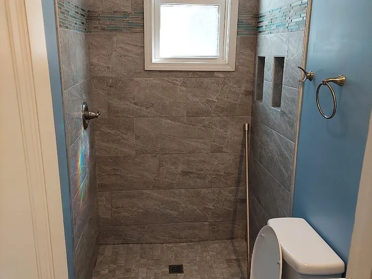 730 Yarmouth St #1 — Photo 14