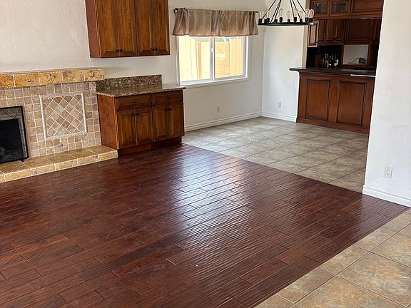 4th image of 25211 Sea Vista Dr