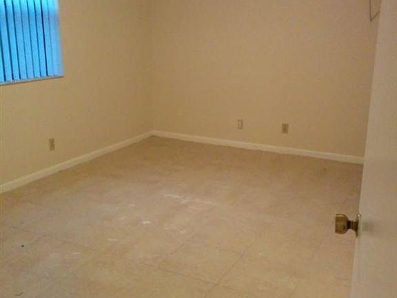 3rd image of 10101 W Sunrise Blvd APT 104