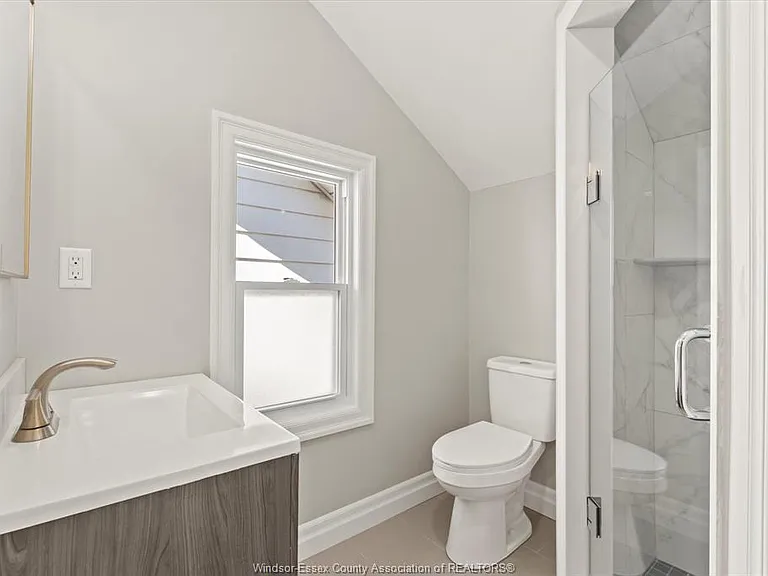 1439 Benjamin Ave #2 — Photo 13
