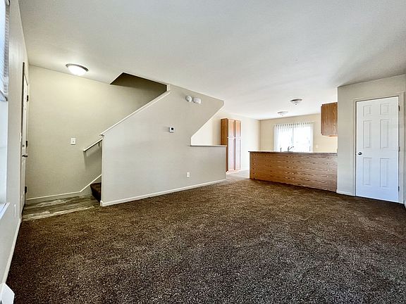 4th image of 4563 Bowen Blvd SE APT D