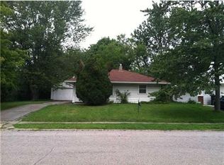 8216 Schoen Dr, Indianapolis, IN 46226