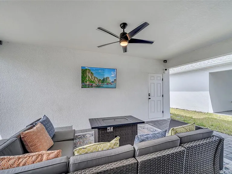 10836 Waterwood Aly — Photo 43