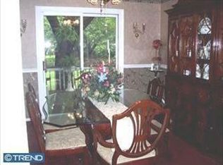 209 5th Ave, Maple Shade, NJ 08052