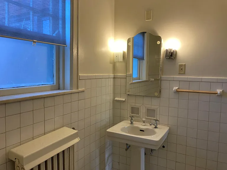 3021 Fairfield Ave #B12 — Photo 14