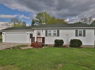 606 S Glasford Rd, Glasford, IL 61533
