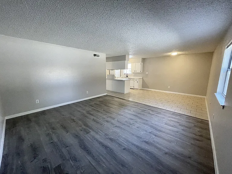 2935 Claude Dove Dr — Photo 14