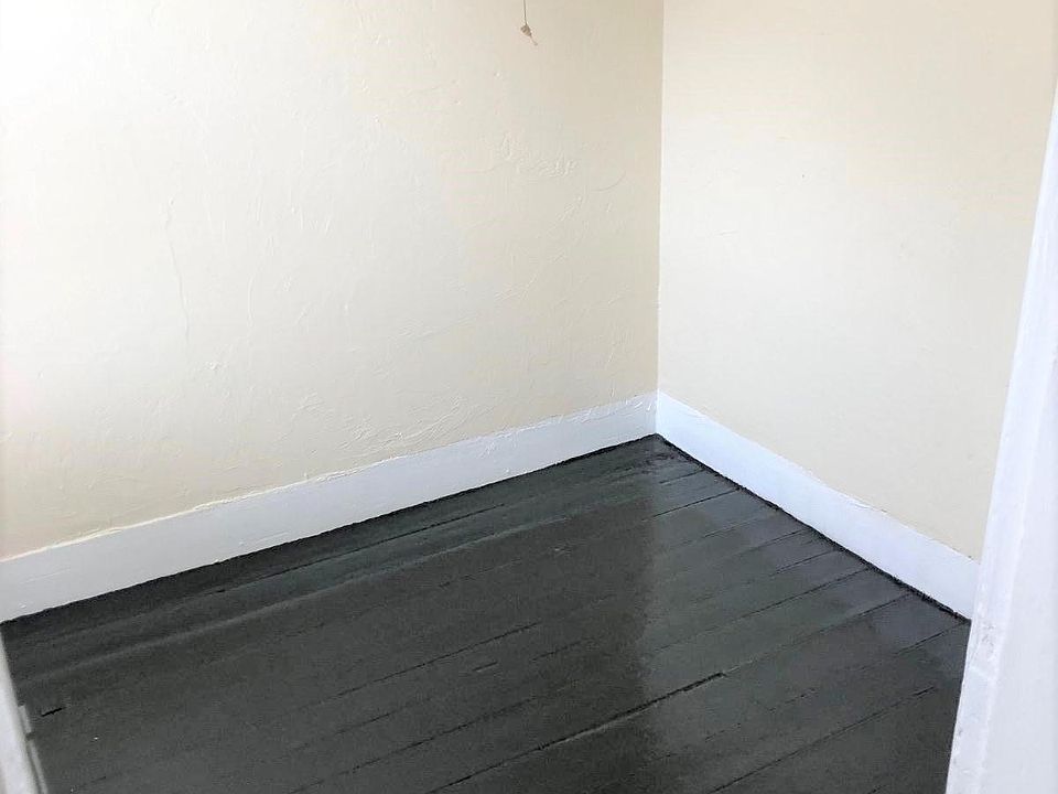2nd image of 562 E 3rd St #2