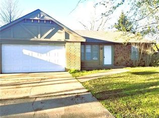 1304 W Pittsburg St, Broken Arrow, OK 74012