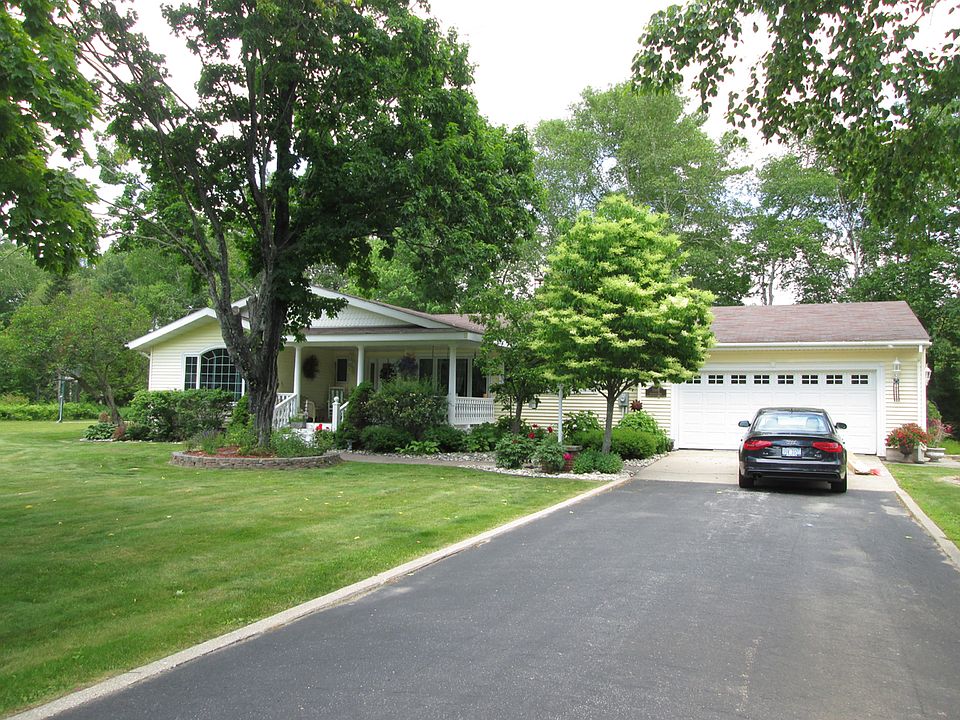 1st image of 7398 Riverview Dr