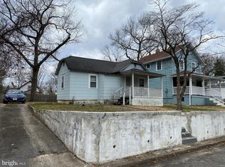 33 Clementon Ave, Clementon, NJ 08021