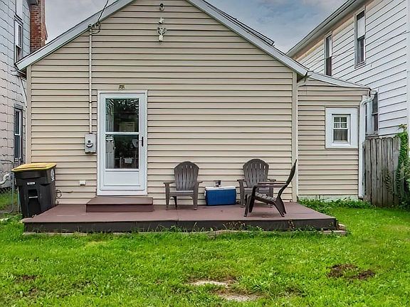 3rd image of 540 3rd St