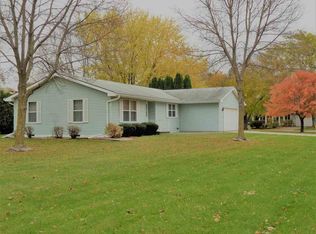 1300 Huron Ct, Oshkosh, WI 54901