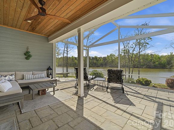3rd image of 30132 Turtle Point Ct