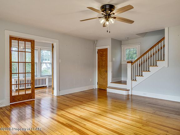 4th image of 26 Harris Hill Rd