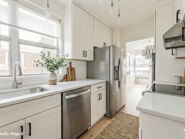 77 West 55th Street image 7 of 25