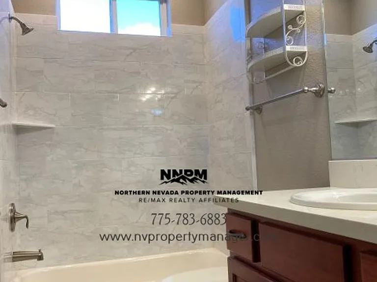 2858 Mac Dr — Photo 9