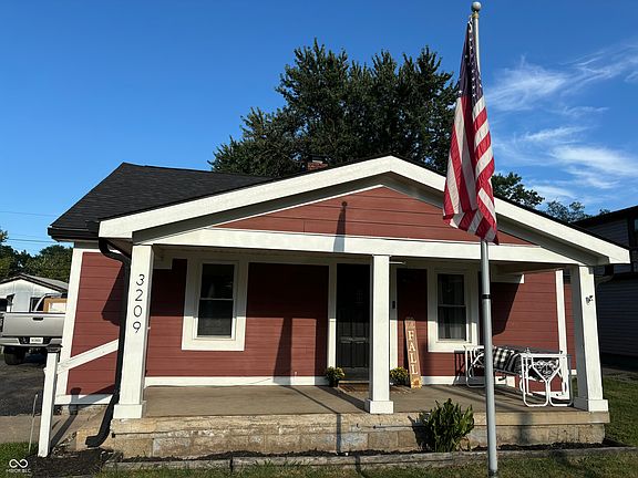 2nd image of 3209 Alice Ave