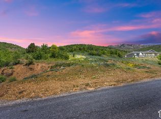 9658 E Kelley Dr, Huntsville, UT 84317