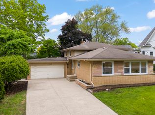 1134 N Dunton Ave, Arlington Heights, IL
