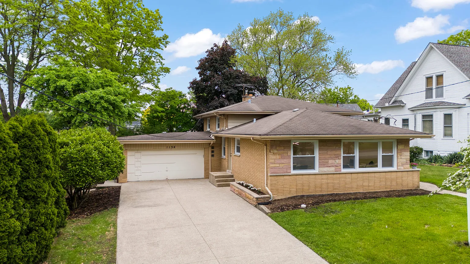1134 N Dunton Ave photo 1
