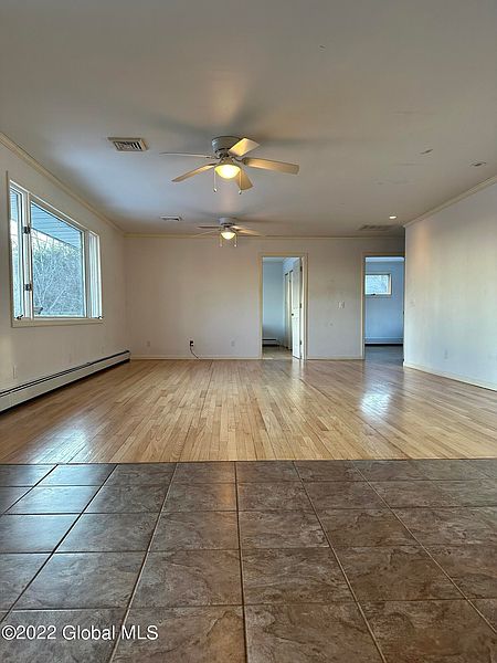 3rd image of 27 Reservoir Road