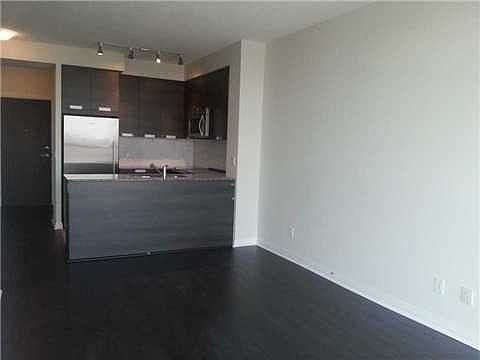 4th image of 55 Eglinton Ave W #1106