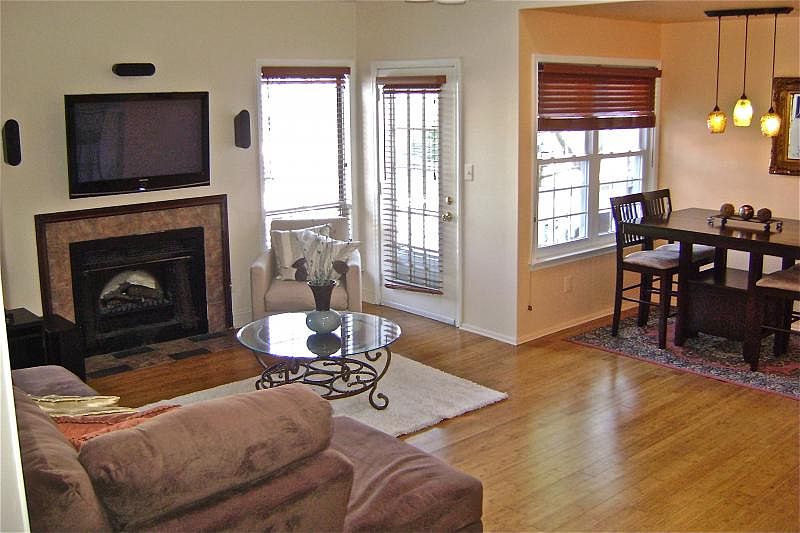 1st image of 30 GENTRY DR