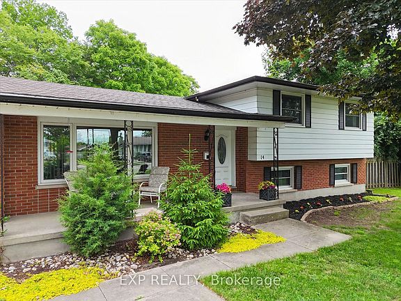 2nd image of 14 The Birches Dr