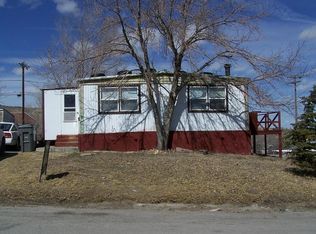 319 E Buffalo St, Rawlins, WY 82301