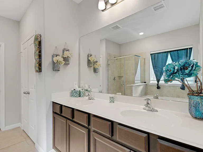 4510 Red Yucca Dr — Photo 15