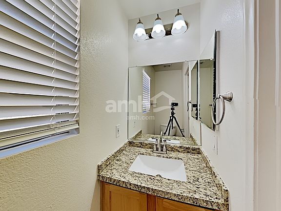 4th image of 9684 Brooks Lake Ave