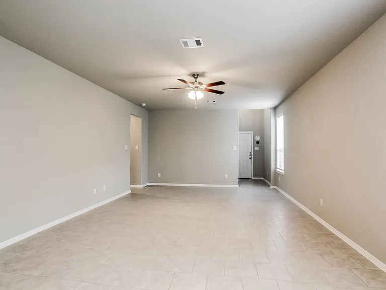 25726 Northpark Palm Dr — Photo 4