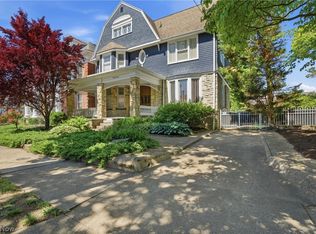 1111 Juliana St, Parkersburg, WV 26101