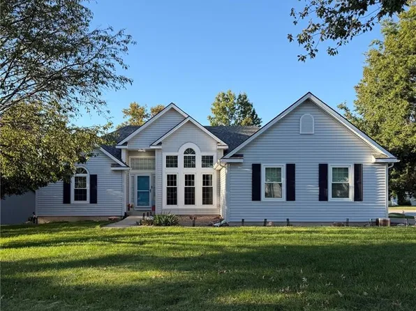 13470 Timber Park Ln, Platte City, MO 64079