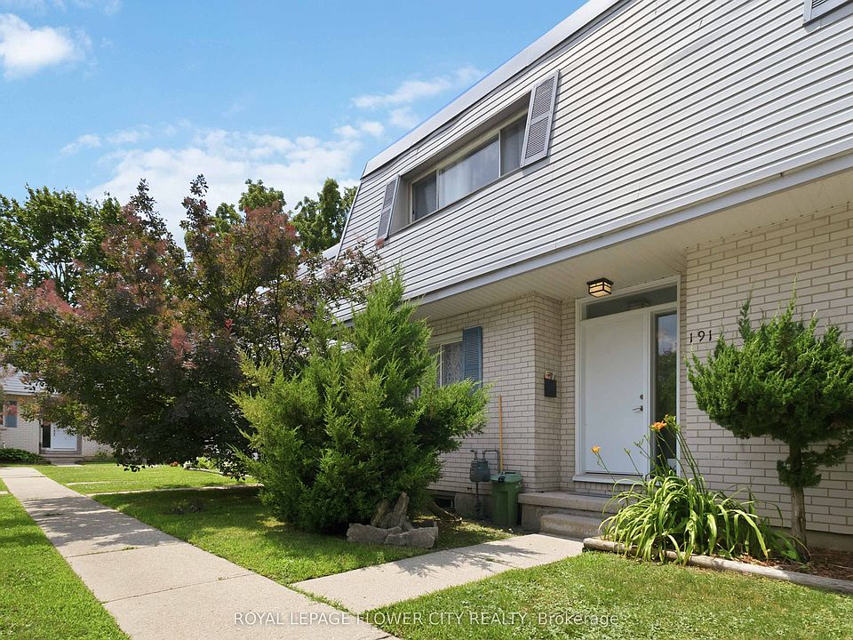 1st image of 191 Boullee St