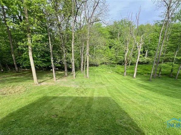 269 Duck Pond Rd, Upper Sandusky, OH 43351