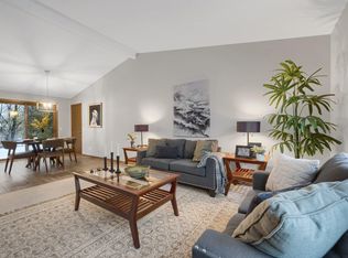 112013 Faber Ln, Chaska, MN 55318